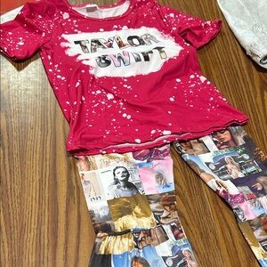 Taylor Swift Fuchsia Pink Graphic Tee with Collage Print Legging bellbottoms